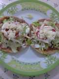 Tostadas de Pollo a la Mexicana (Leyenda del Tlacuache y el Fuego)