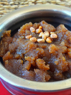 आटे का हलवा (Aate ka halwa recipe in hindi) रेसिपी मुख्य फोटो
