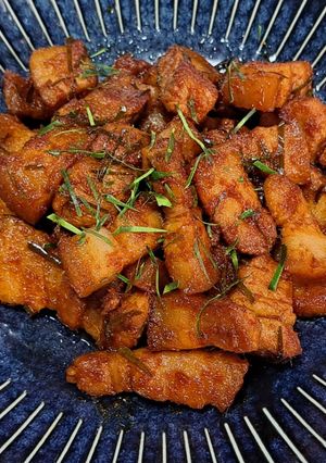 รูปของ หมูสามชั้นผัดพริกแกง