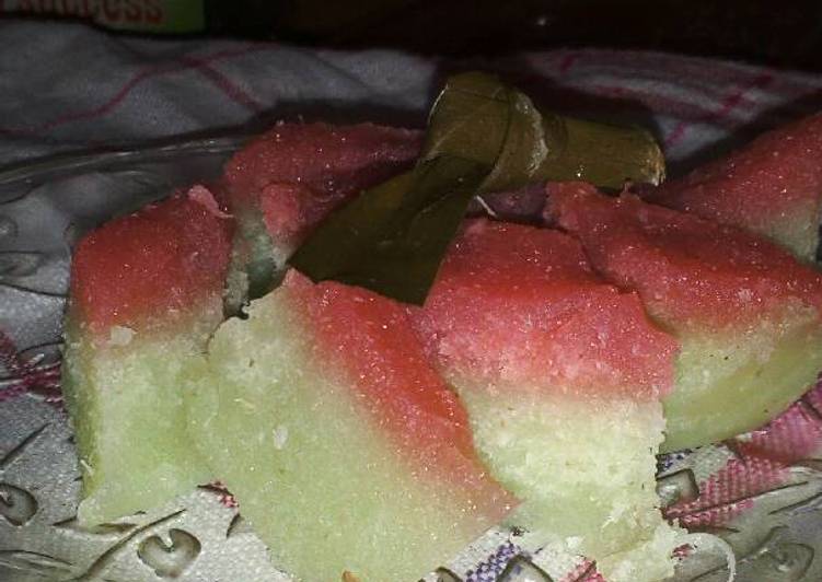 Kue Pelangi Singkong