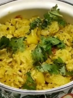 உருளைக்கிழங்கு சாதம் செய்முறை முக்கிய புகைப்படம்