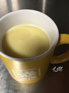 Una foto de Chocolate blanco a la taza