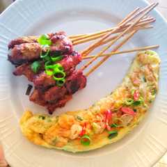 รูปของ Omelette telur khas Bali