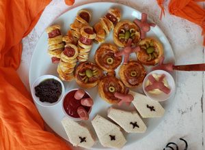 Foto di Buffet di Halloween o Mostro aperitivo