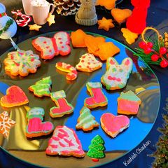 A picture of Christmas Cookies.