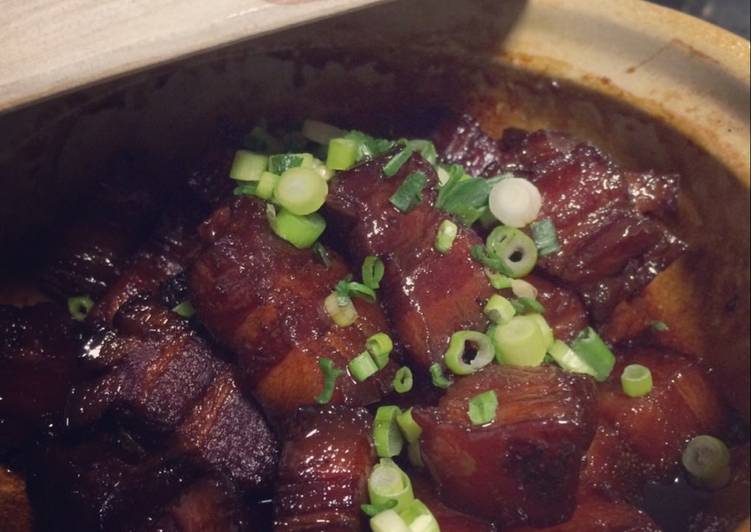 Claypot Babi Saus Karamel Kecap | Braised Pork Belly |
