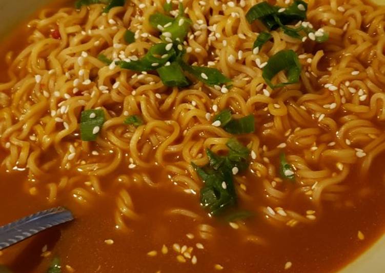 How to Prepare Super Quick Homemade Upgrade that 20 cent pack of ramen!