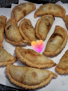 Una foto de Empanadas de carne! riquísimas y fáciles