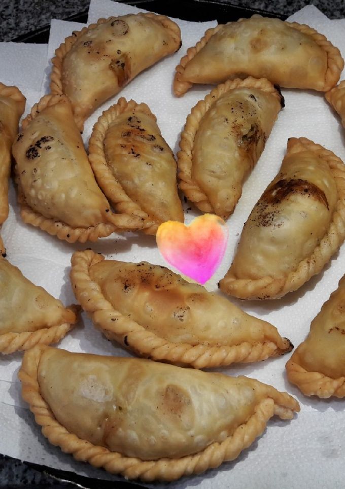 Una foto de Empanadas de carne! riquísimas y fáciles