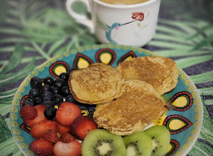 Una foto de Panqueques de banana y avena