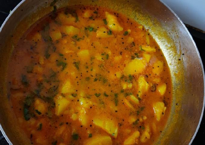 Recipe of Super Quick Homemade Garlic potato sabji