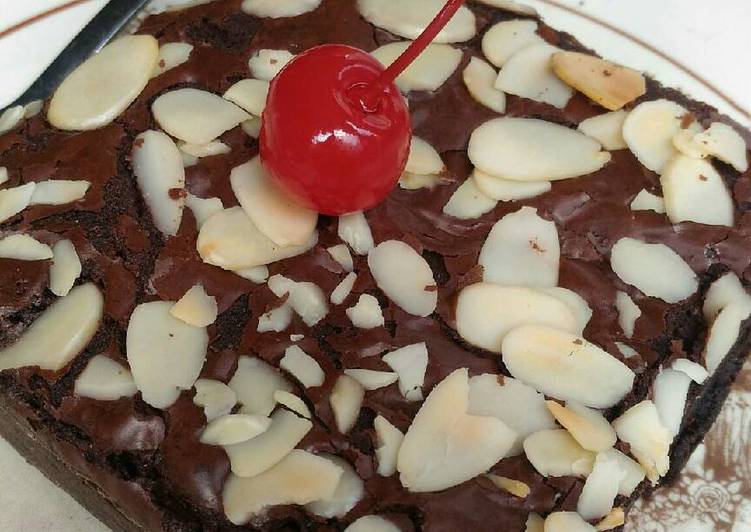 Resep Chewy fudge brownies oleh Yana riski - Cookpad