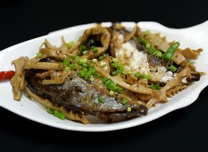 Hình của món Cá kho măng.