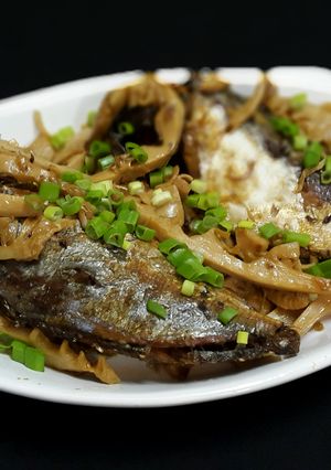 Hình của món Cá kho măng.