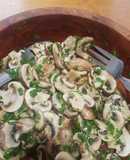 Ensalada de champiñones crudos al estilo de mi mamá