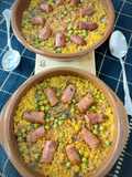 Arroz al horno con longanizas y caldo de romero