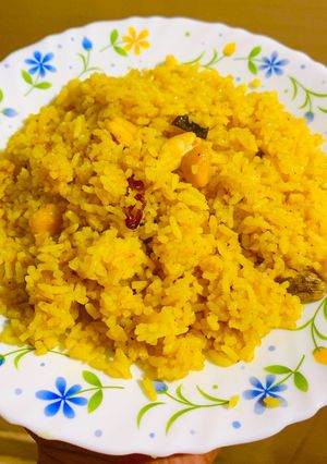বাসন্তী পোলাও (Basonti pulao recipe in Bengali) রেসিপির প্রধান ছবি