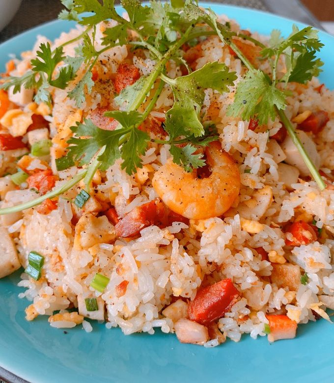 Hình của món Cơm chiên xá xíu thơm ngon cuối tuần.
