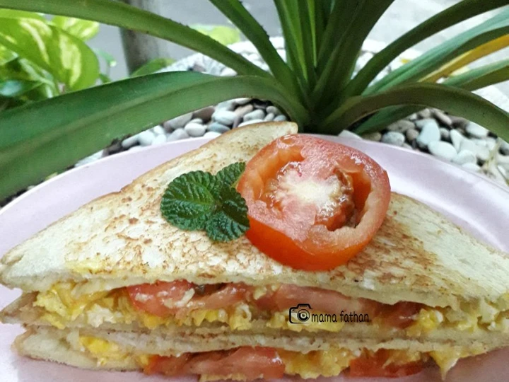 Cara Gampang Menyiapkan Resep Sandwich mayo saus cabai yang Bikin Ngiler Anti Ribet, Lezat