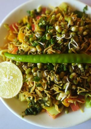 A picture of Sprouts Chaat.