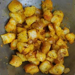 A picture of Spicy Jeera Pav.