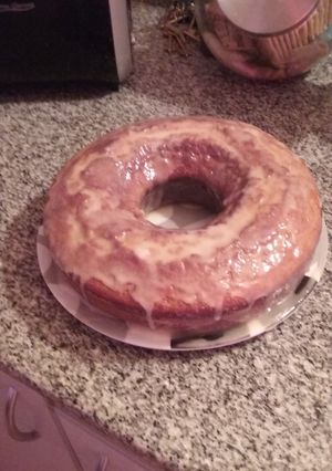 Una foto de Torta de naranja glaseada
