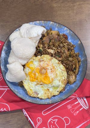 Foto resep Nasi Goreng Sosis Daun Jeruk