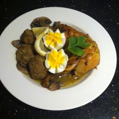 A picture of Kefta with mushrooms.