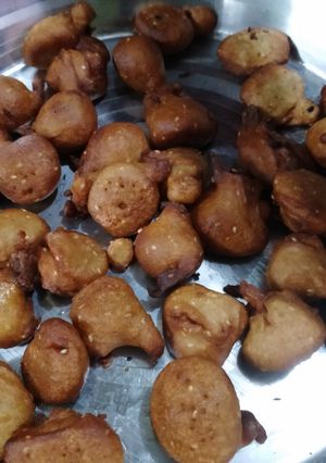 मीठे पूडे (Meethe pude recipe in Hindi) रेसिपी मुख्य फोटो