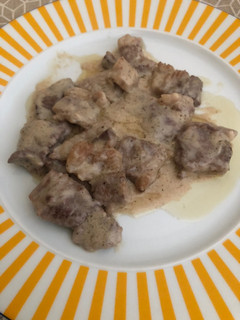 Una foto de Churrasco de ternera al queso de cabra