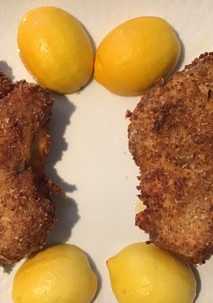 A picture of California Farm Parmesan Crusted Lambchops.