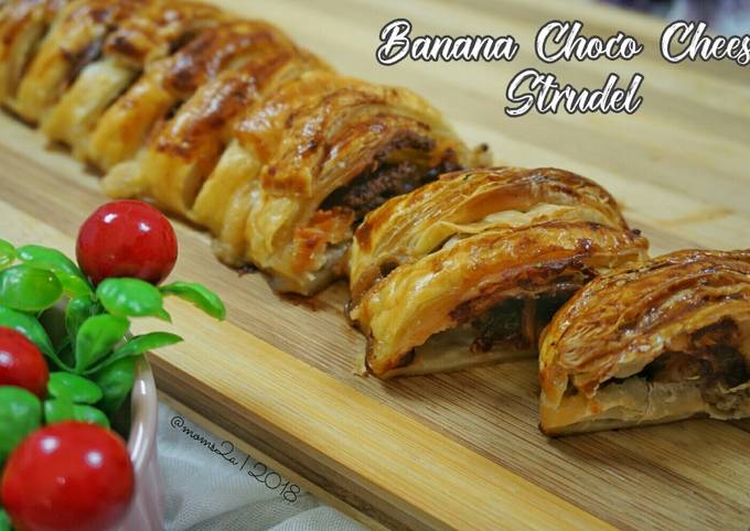 Resep Banana Choco Cheese Strudel Anti Gagal