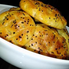 A picture of Yemenian Milk Bread.