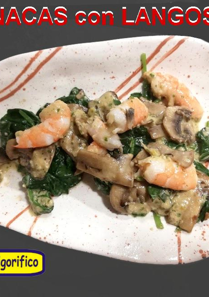 Una foto de Ensalada de Espinacas con Langostinos