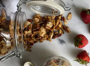 Una foto de “Granola” keto y paleo
