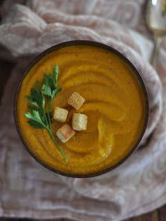 Una foto de Crema de calabaza y zanahoria