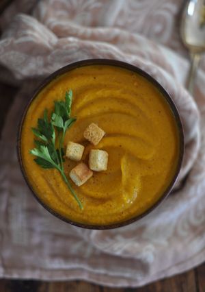 Una foto de Crema de calabaza y zanahoria