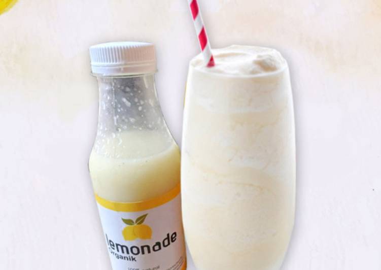 Lemon Milkshake by Lemonade