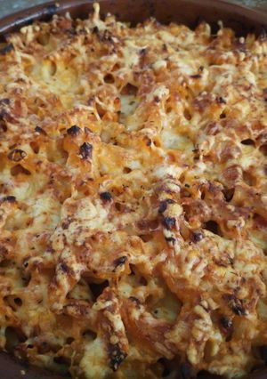 Una foto de Macarrones al horno con magro picado y queso