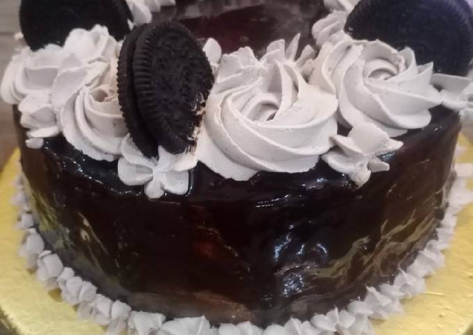 Order Heavenly Chocolate Cake 1 Kg Online at Best Price, Free Delivery|IGP  Cakes