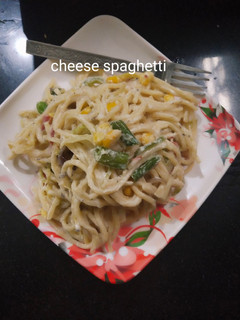 चीज़ स्पेगेटी (Cheese Spaghetti recipe in Hindi) रेसिपी मुख्य फोटो