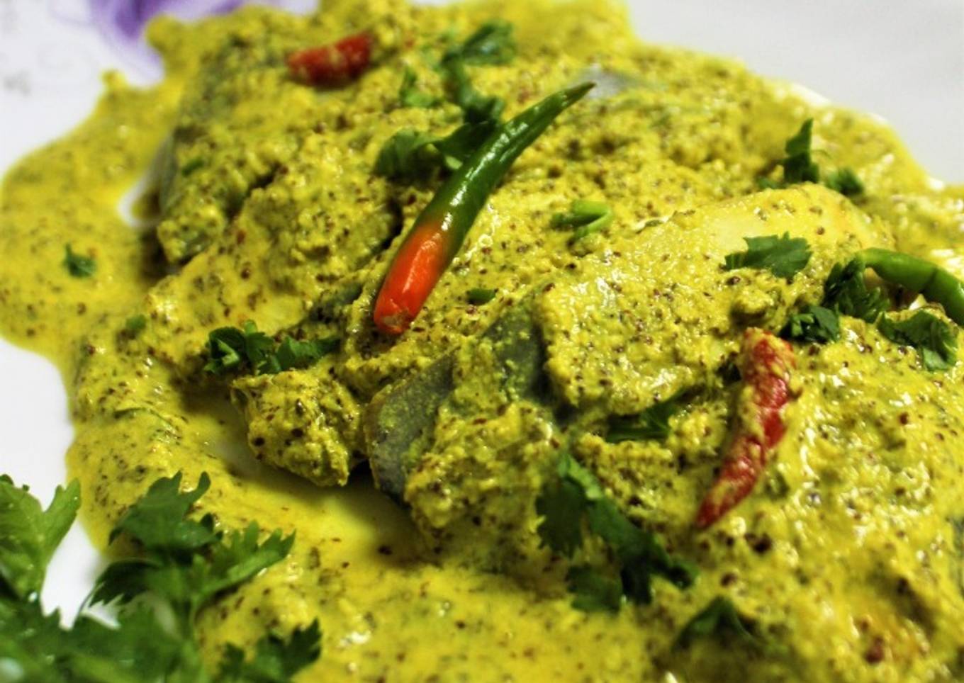 Bhapa Shorshe Pomfret