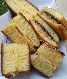 martabak bangka pakai ragi