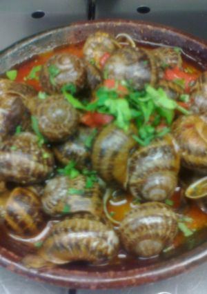 Una foto de Caracoles a la Gallega