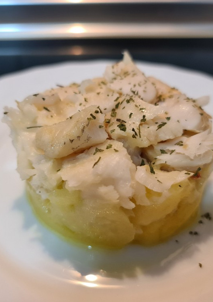 Una foto de Patatas de cebolla con pescado