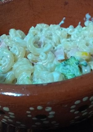 Una foto de Sopa de coditos