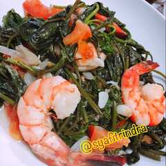 A picture of Cah kangkung udang saos tiram.