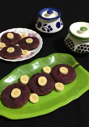 A picture of Banana Beetroot Pancakes.