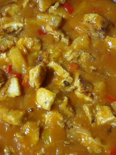 Una foto de Pollo con salsa agridulce de ananá