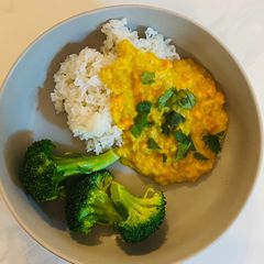 A picture of Curried Lentils with Coconut Milk.